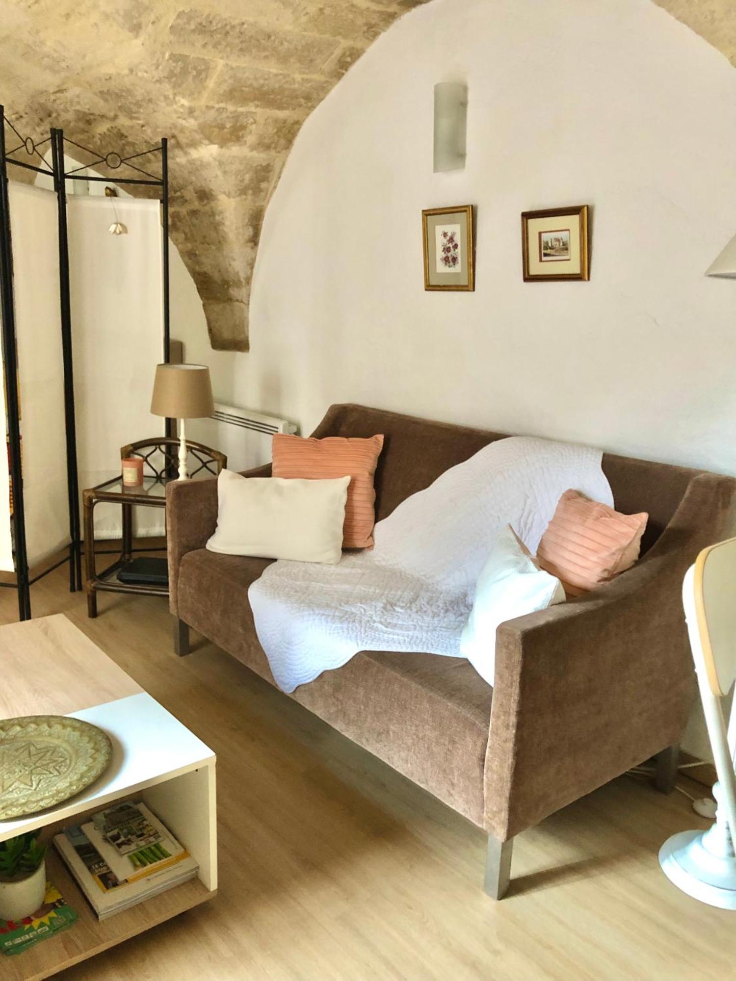 Petit Loft Sur Jardin En Centre-Ville 于泽斯 外观 照片